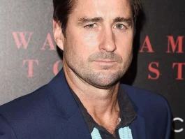 Luke Wilson's New AT&T Commercial: Breaking Down the Cringey New Ad and What It Says About His Career